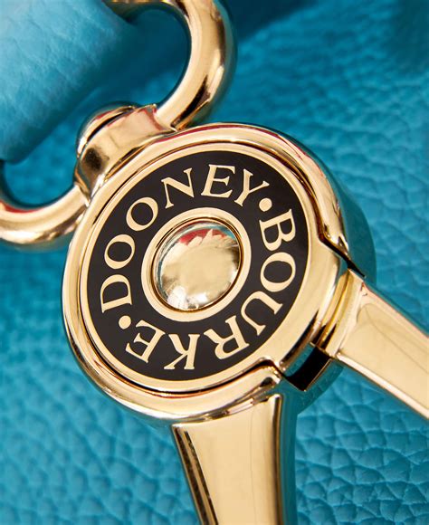 are there fake dooney and bourke|how to tell if dooney & bourke is real.